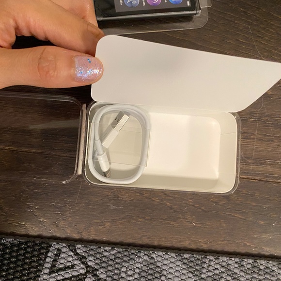 Apple IPod nano - Picture 2 of 5